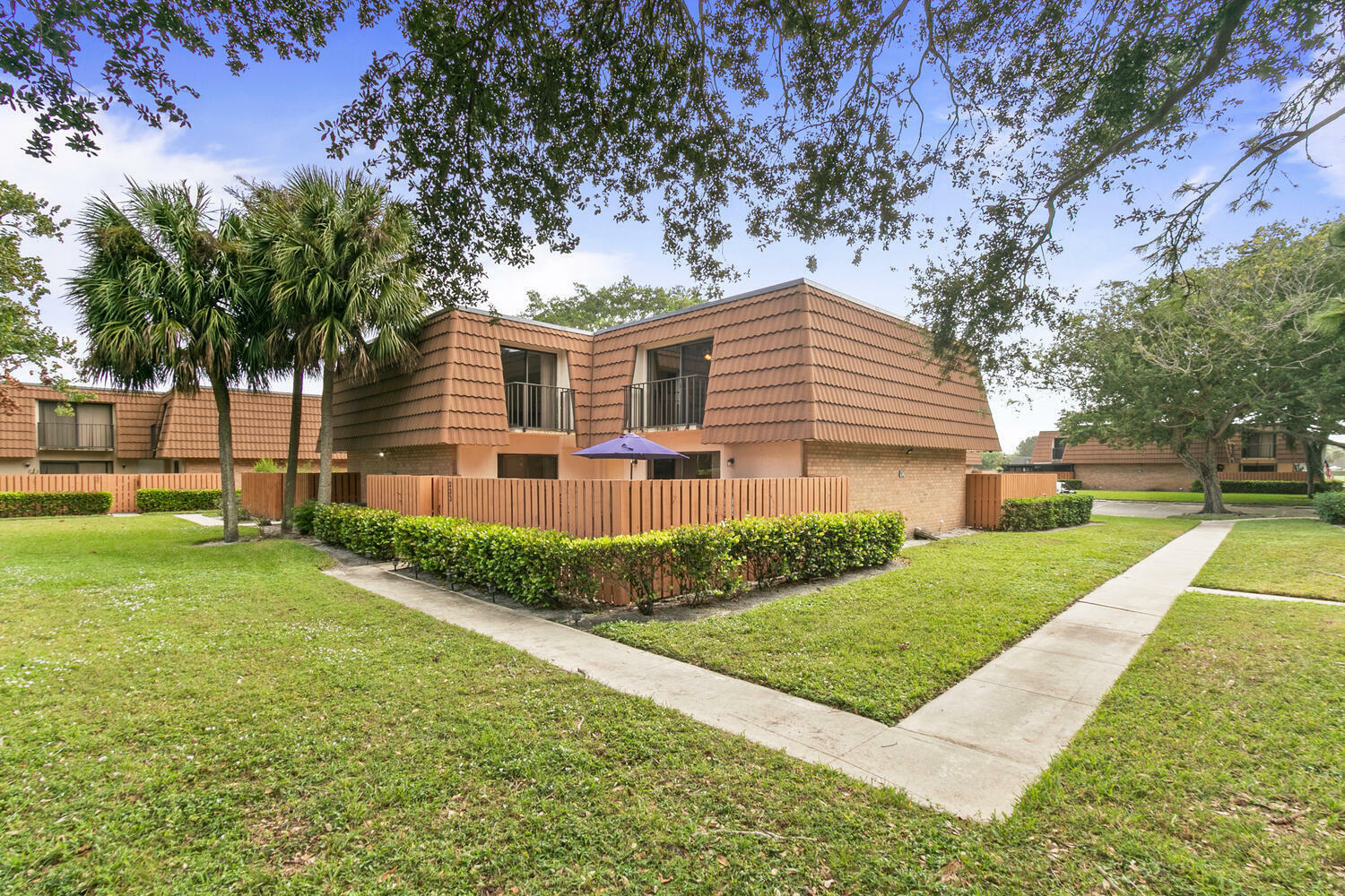 Property Photo:  233 Charter Way  FL 33407 