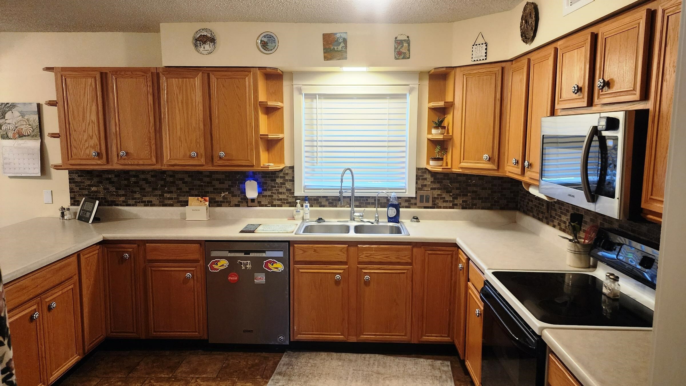 Property Photo:  127 S Erb St  KS 67062 