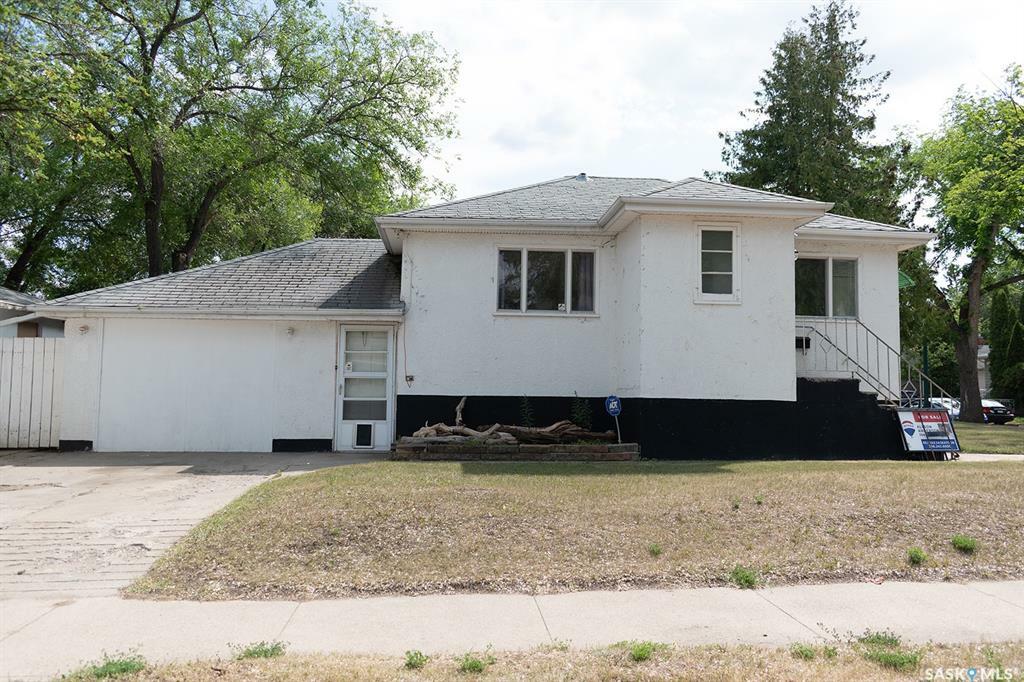 138 G Avenue N  Saskatoon SK S7L 1Z1 photo