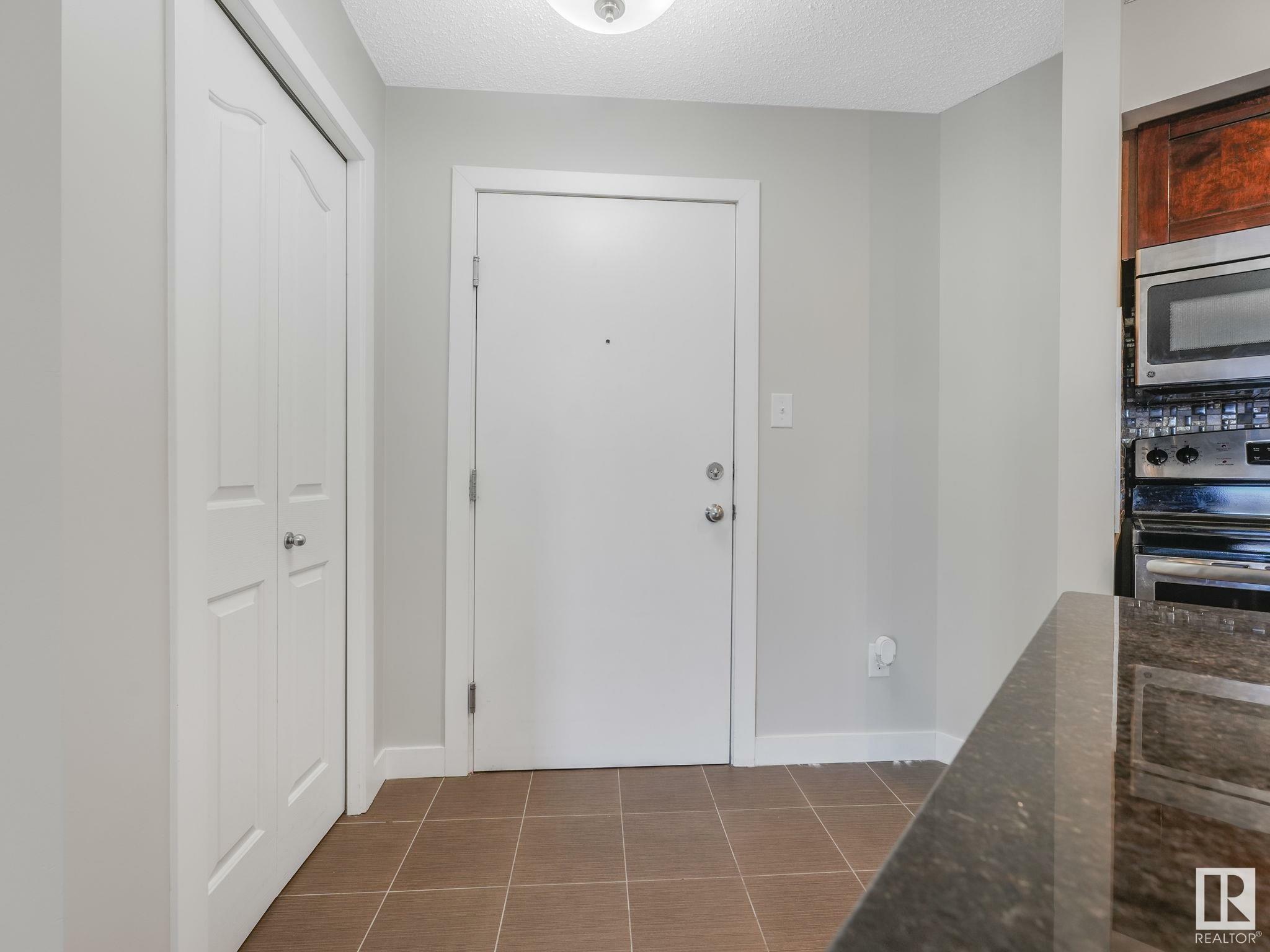 Property Photo:  270 McConachie Drive NW 308  AB T5Y 3N4 