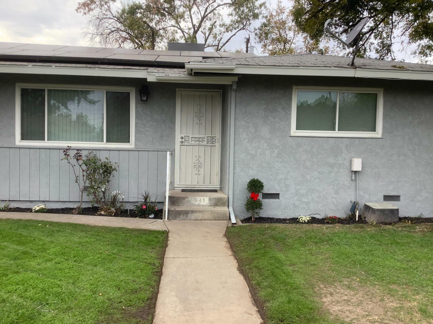 Property Photo:  3941 N Hughes Avenue  CA 93705 