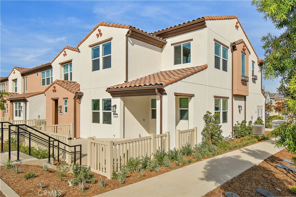 Property Photo:  3962 Lavine Way 111  CA 92883 