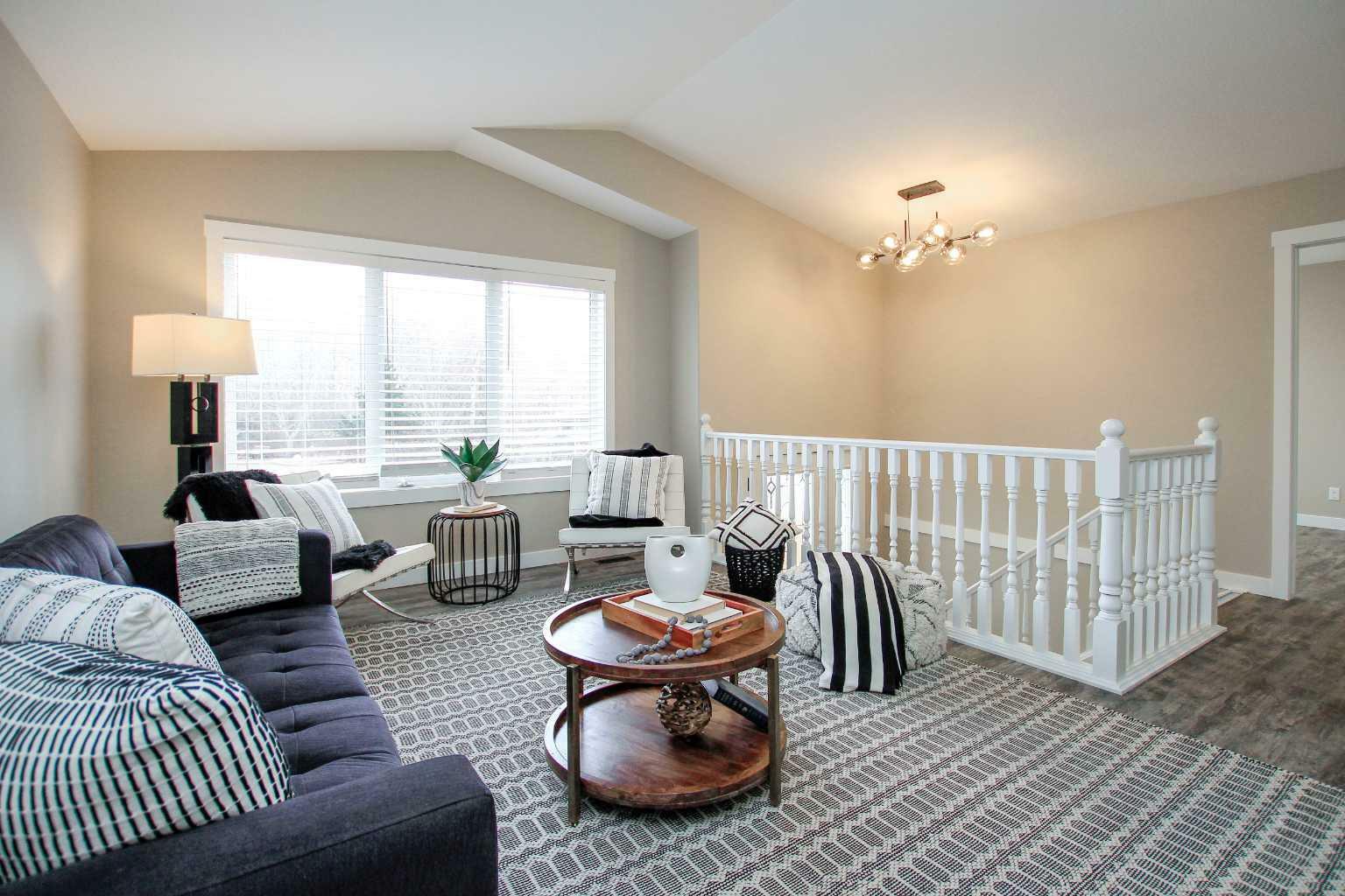 Property Photo:  78 Kilburn Crescent  AB T4P 3T9 