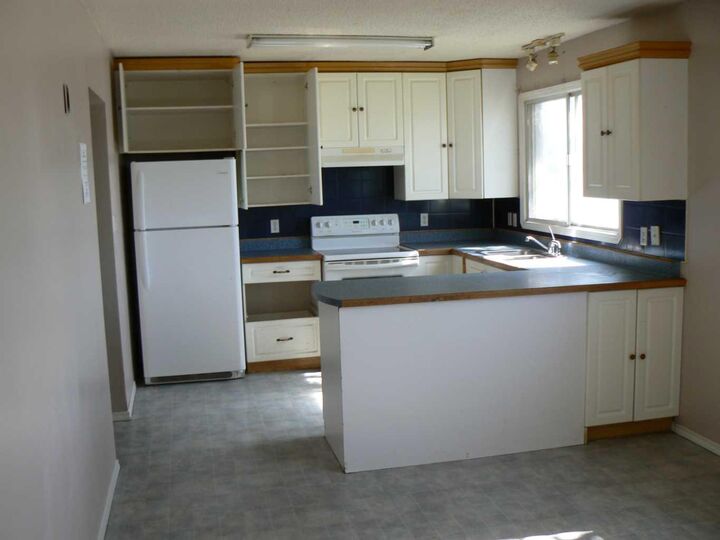 Property Photo: 4612 58 Avenue AB T0G 1E0