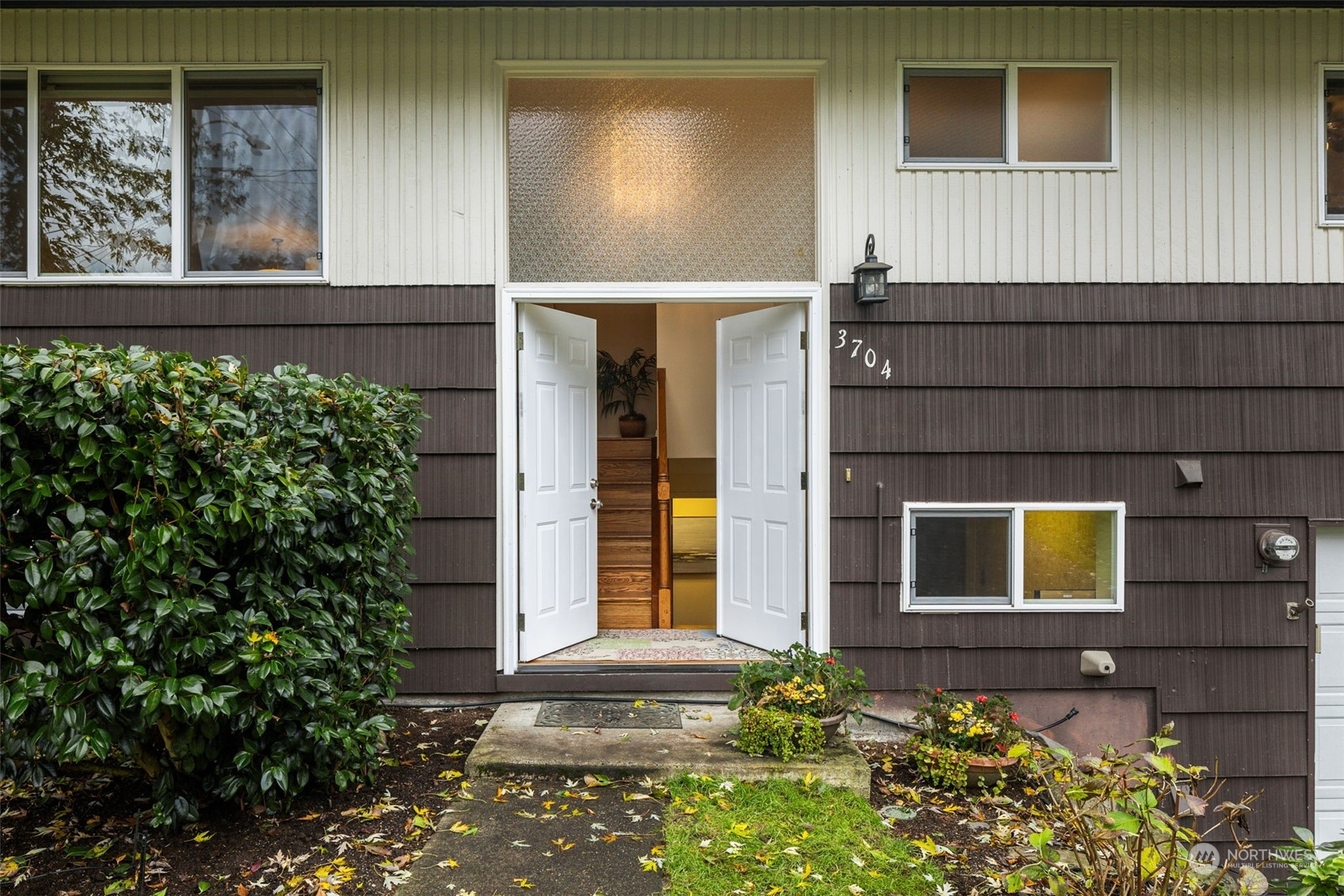 Property Photo:  3704 223rd Street SW  WA 98043 