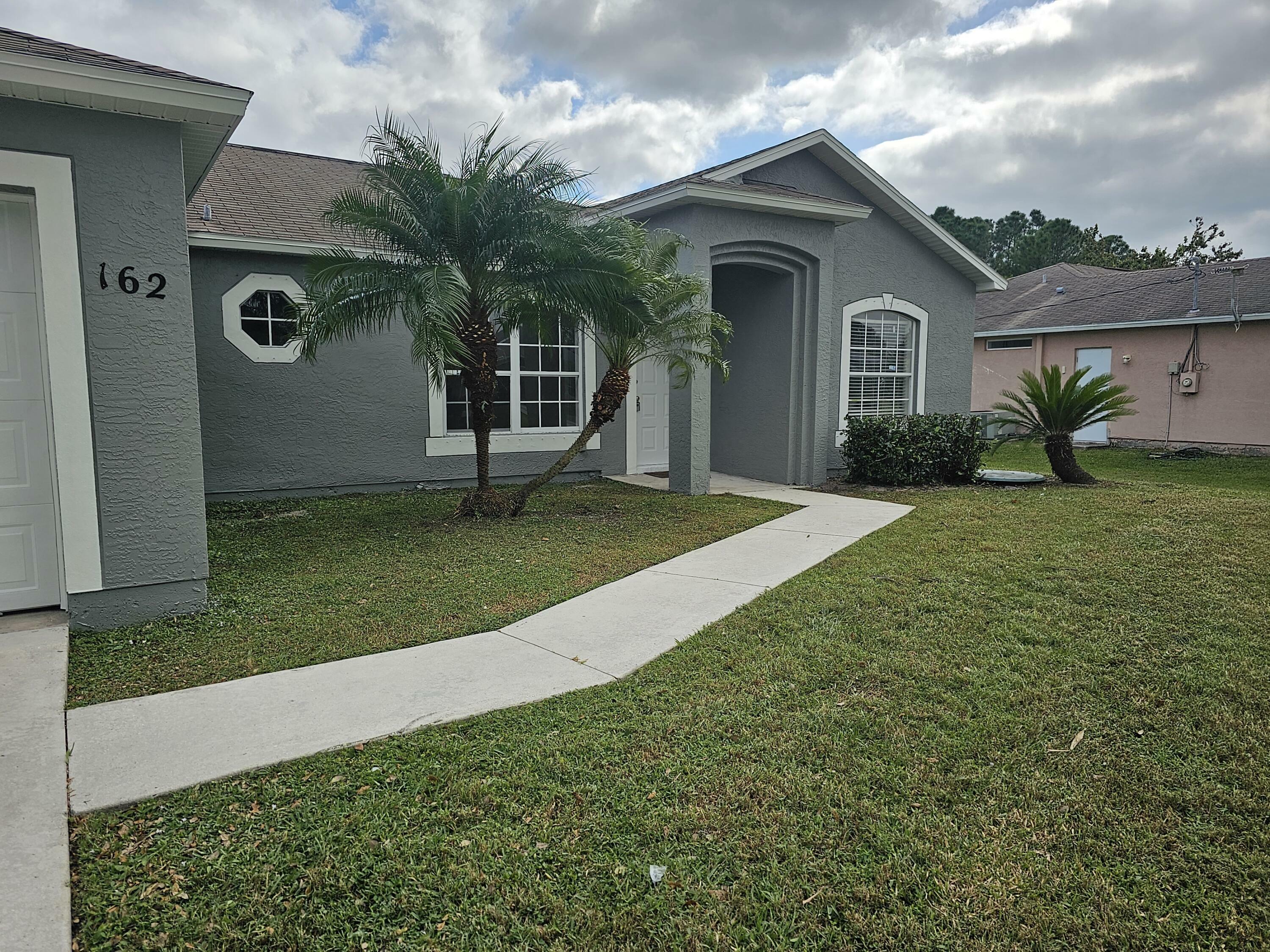 Property Photo:  162 SW Grimaldo Terrace  FL 34984 