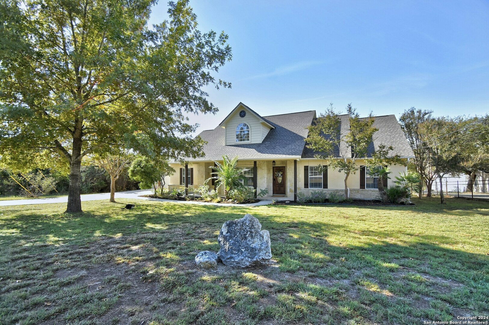 Property Photo:  25827 White Eagle Dr  TX 78260 