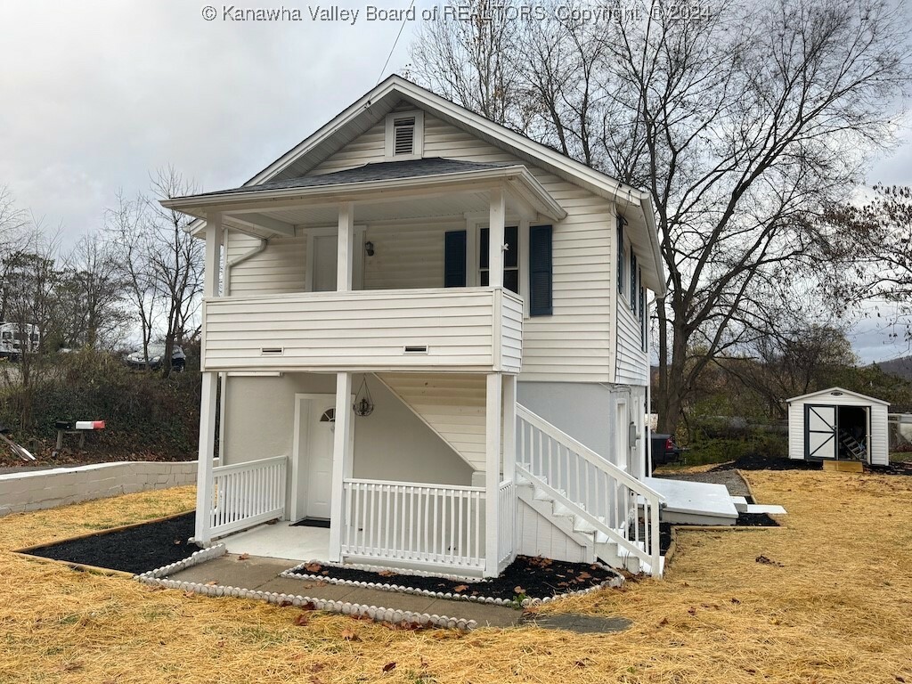 Property Photo:  5616 Kanawha Turnpike  WV 25177 