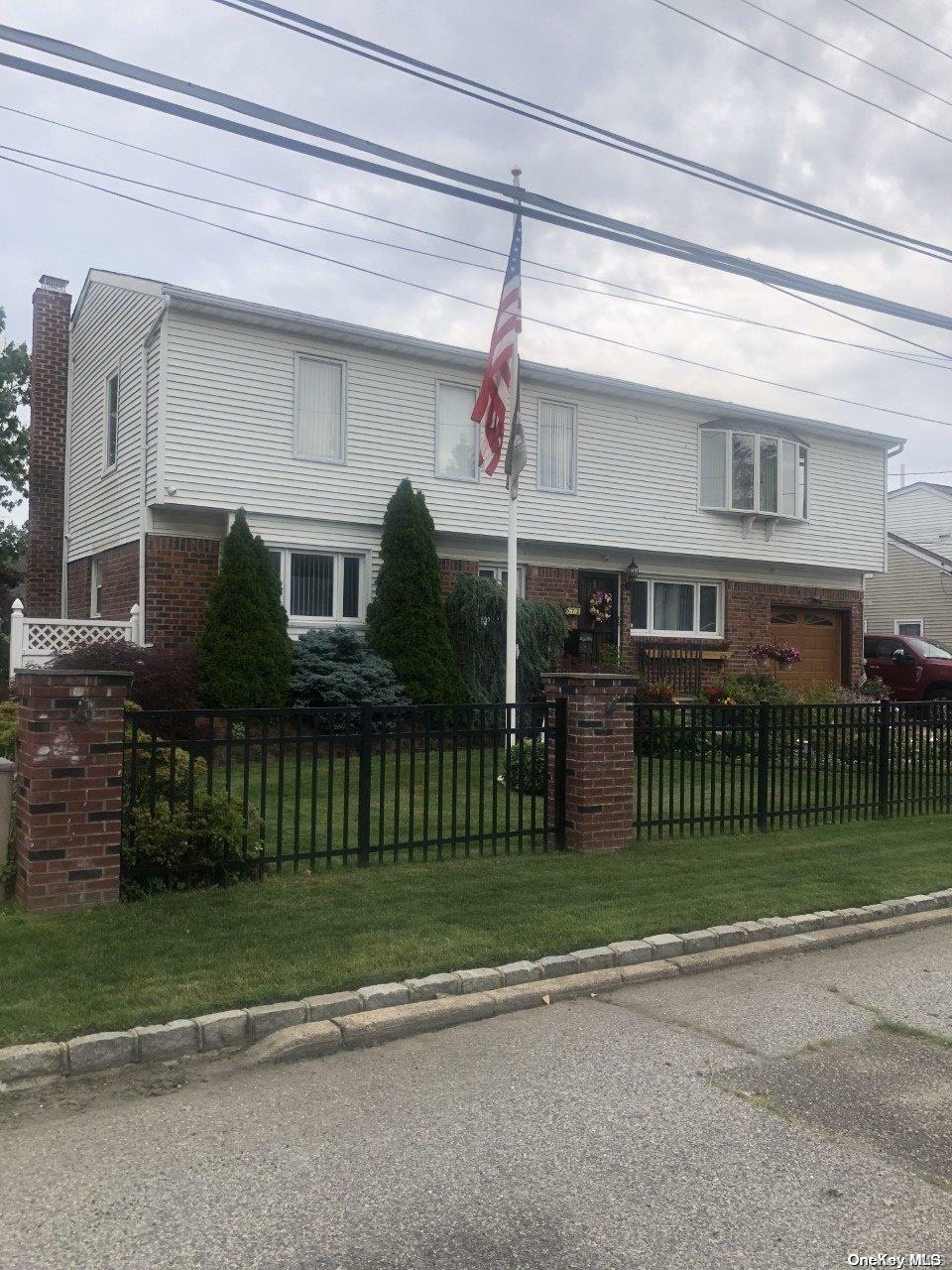 Property Photo: 572 S 6th Street NY 11757