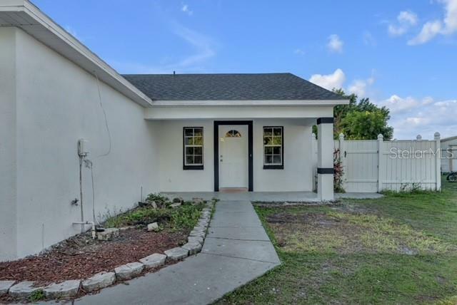 Property Photo:  330 Sherborne Lane  FL 34758 