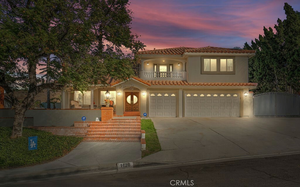 Property Photo:  1128 Promontory Place  CA 91791 