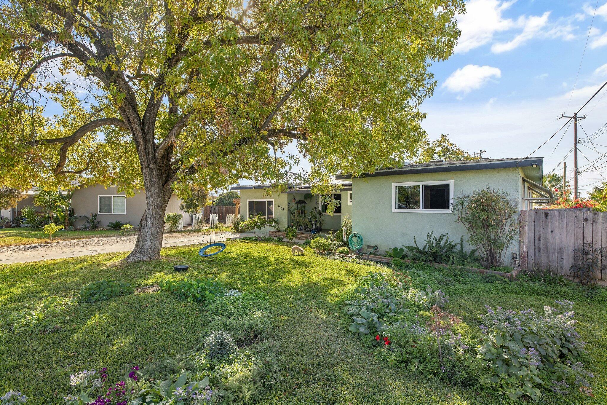 Property Photo:  1533 Etna Drive  CA 93274 