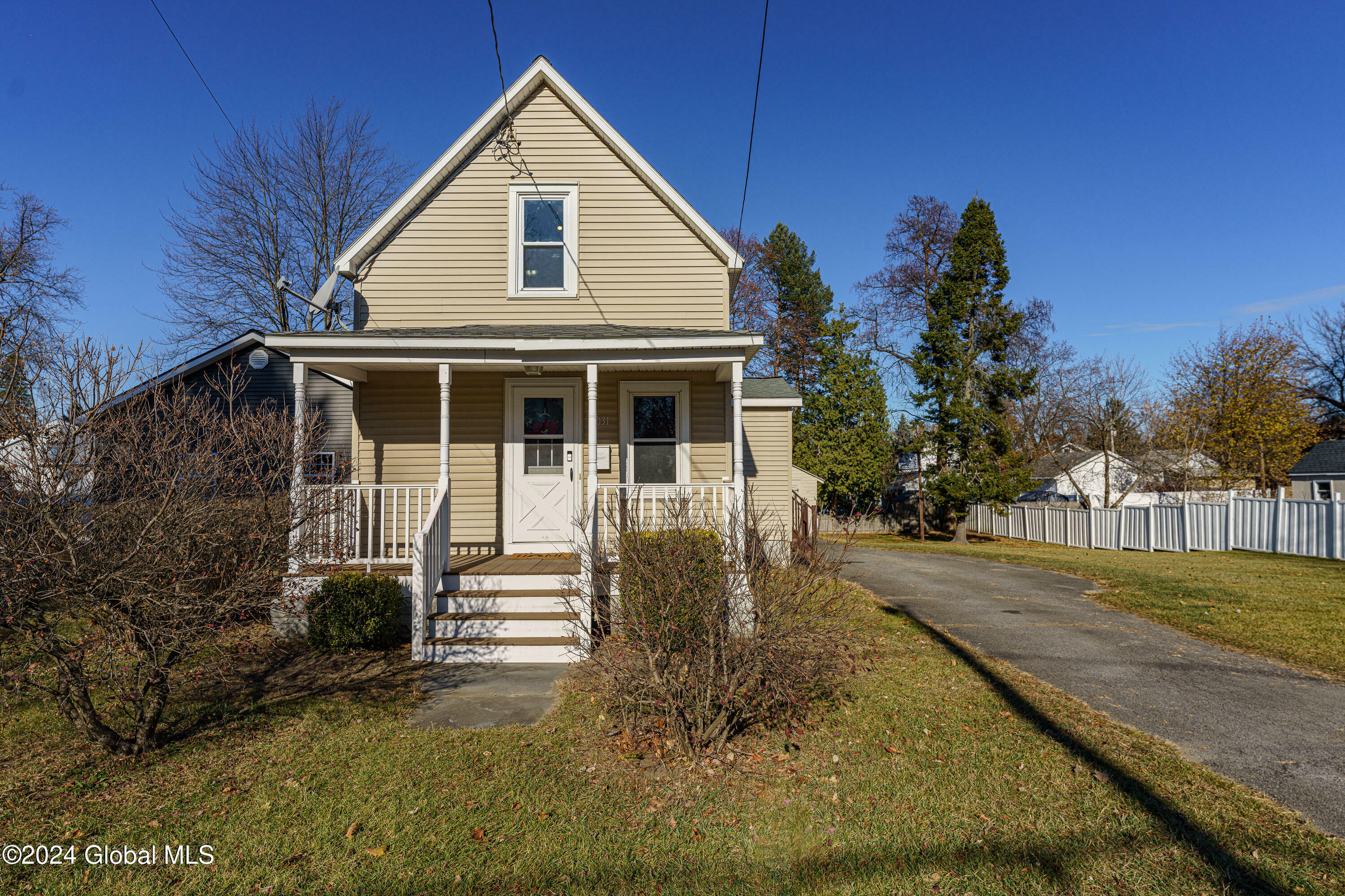 Property Photo:  2031 Westside Avenue  NY 12306 