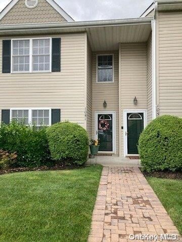 1051 Savoy Drive 1051  Melville NY 11747 photo