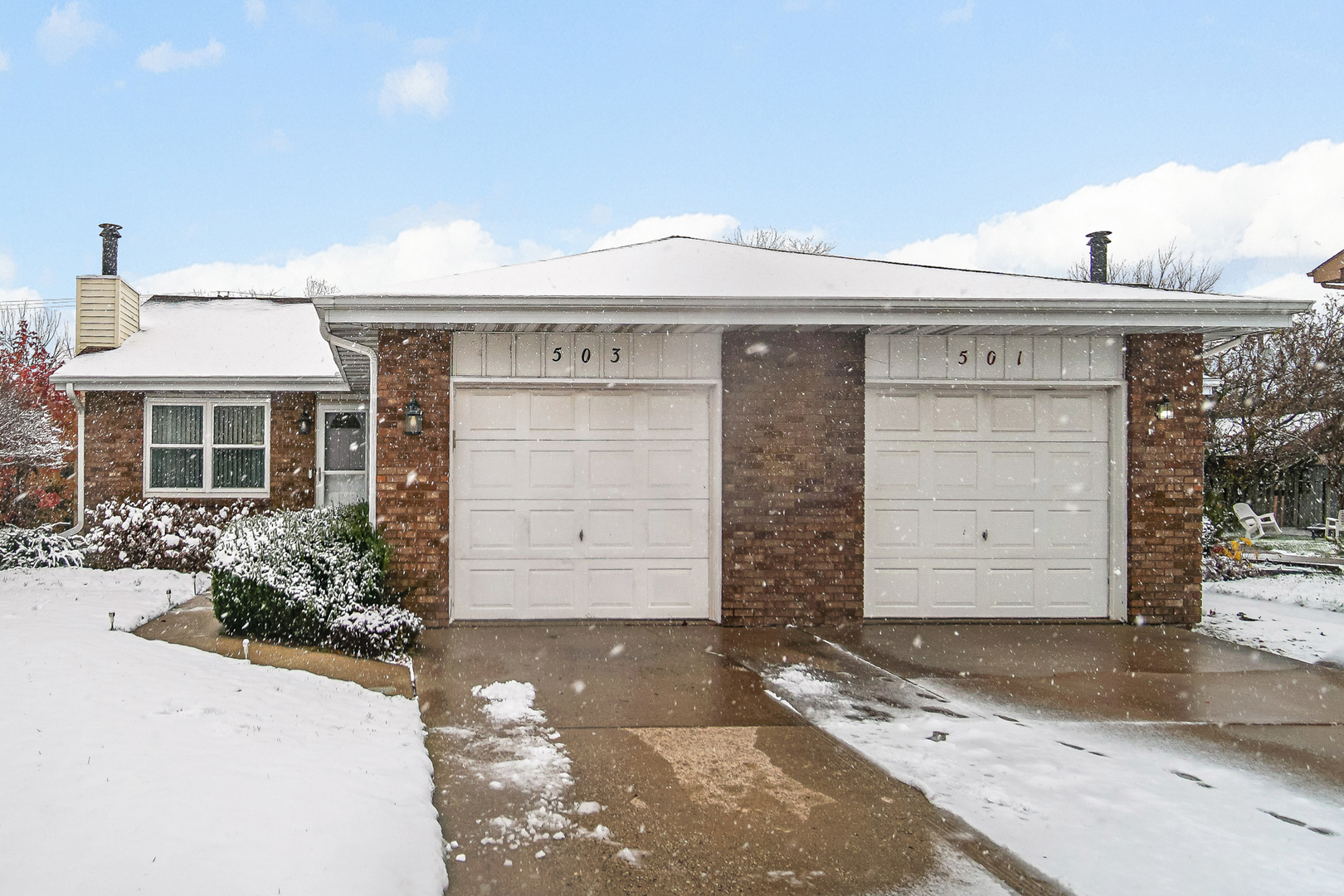 Property Photo:  503 S Raven Road  IL 60404 