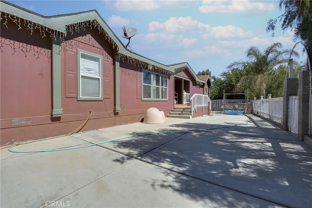 Property Photo:  23165 Robles Lane  CA 92570 