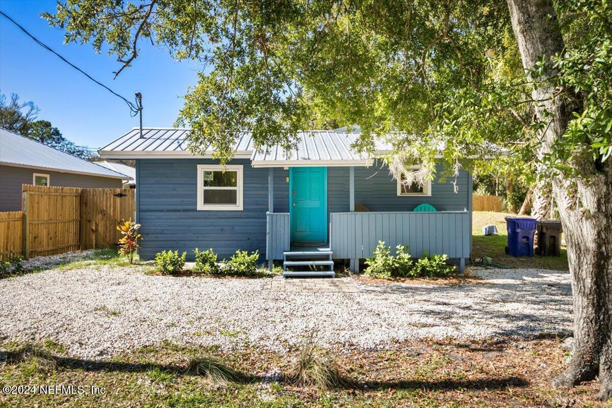 Property Photo: 231 S Nassau Street FL 32084