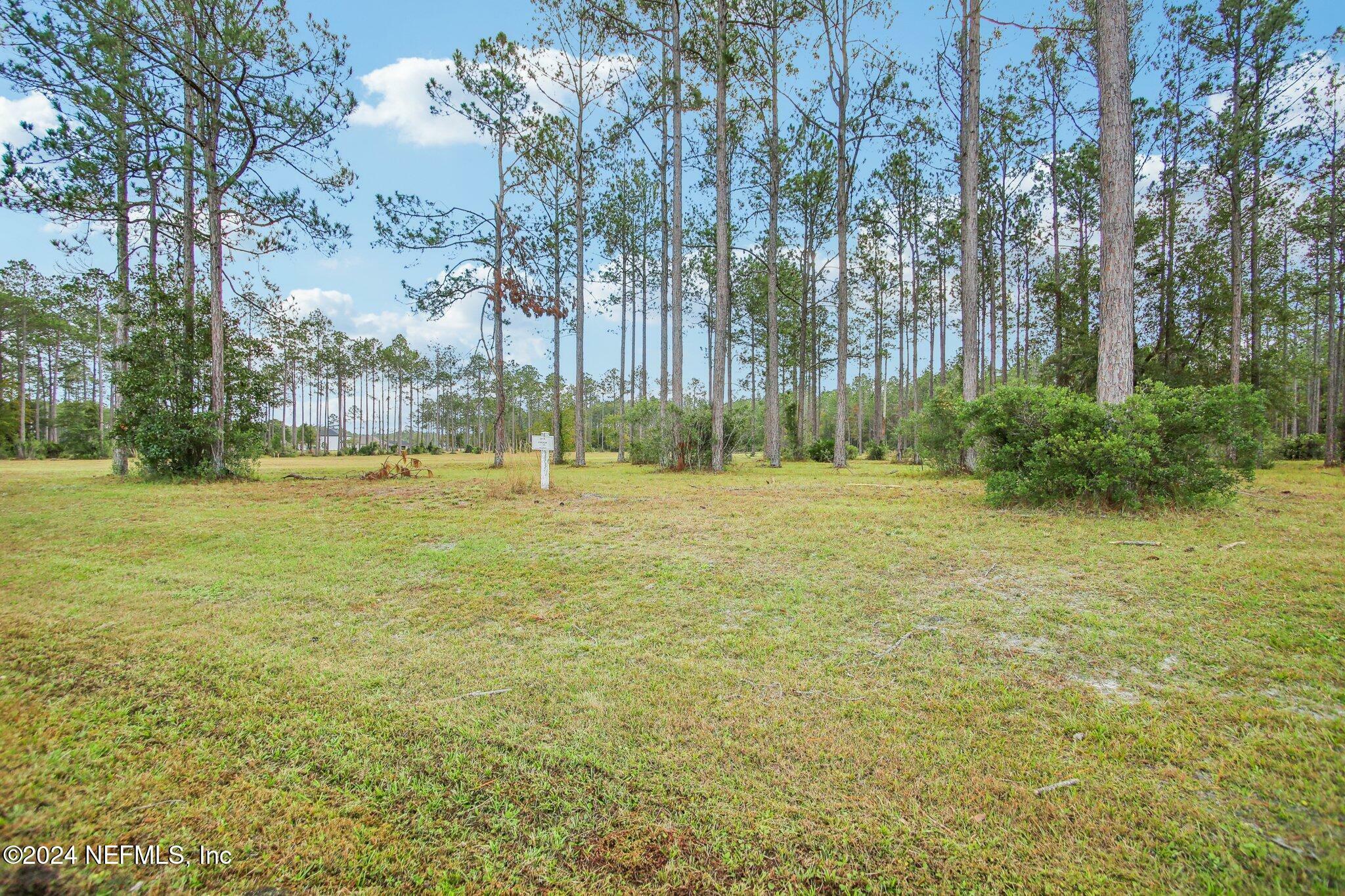 Property Photo:  10118 Kings Crossing Drive  FL 32219 