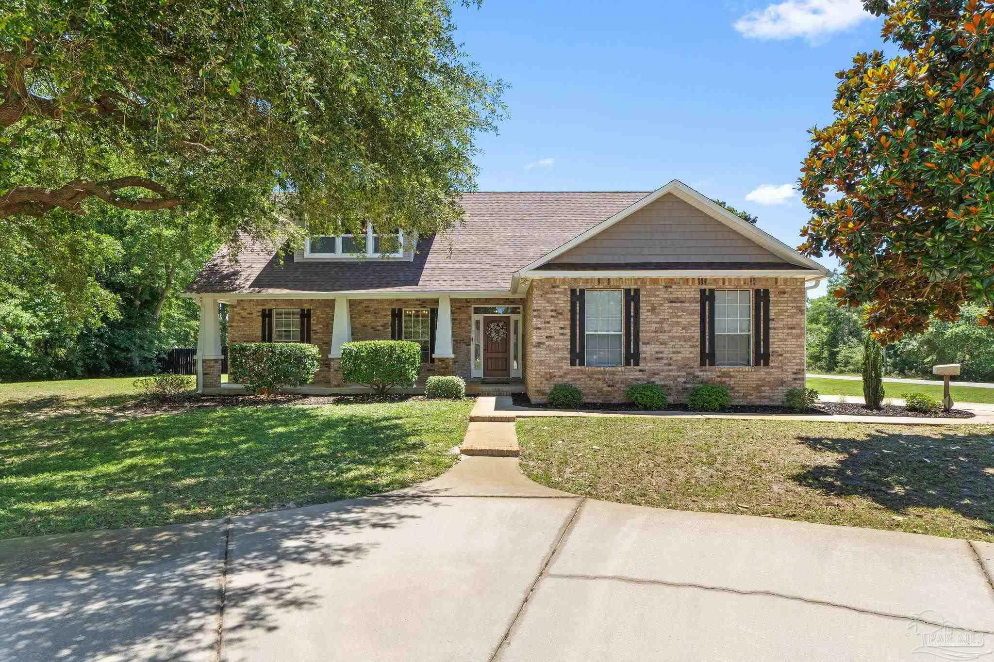 Property Photo: 1876 Edgewood Dr FL 32566