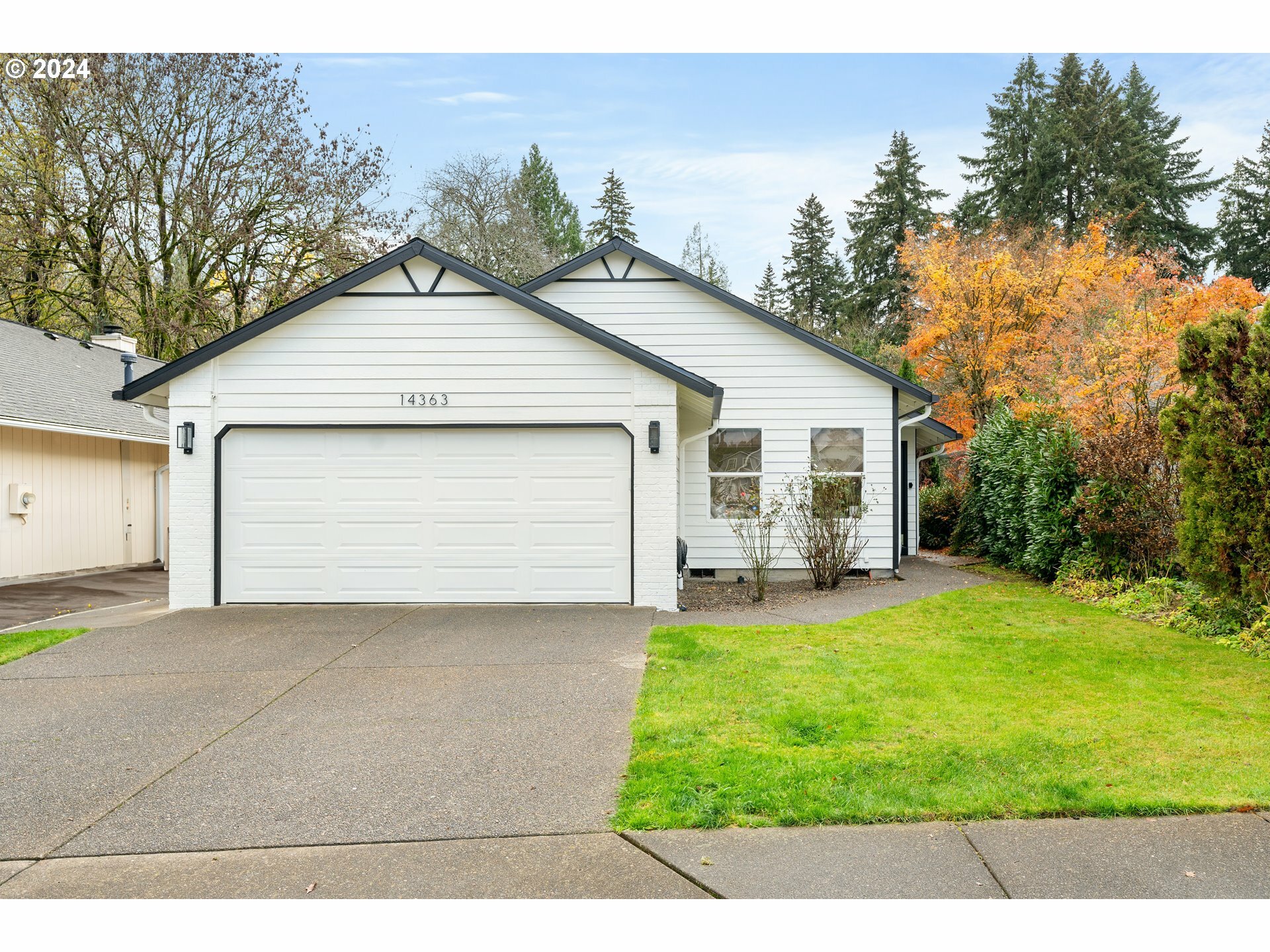 14363 SW Fanno Creek Ct  Portland OR 97224 photo