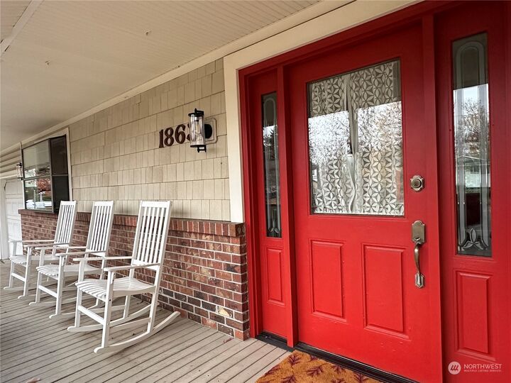Property Photo:  1863  Alder Avenue  WA 98354 