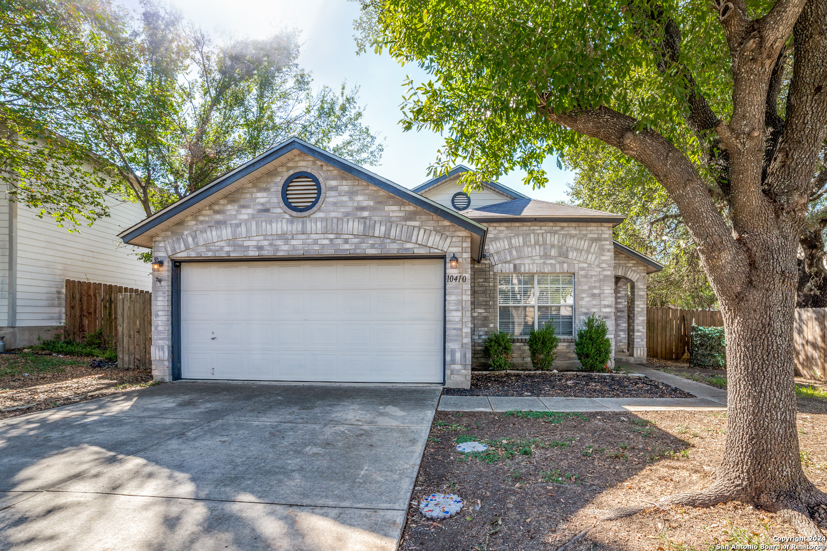 Property Photo:  10410 Overland Creek  TX 78245 