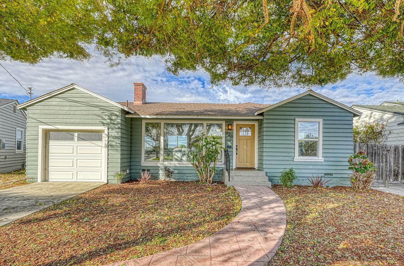 Property Photo:  928 Capistrano Drive  CA 93901 