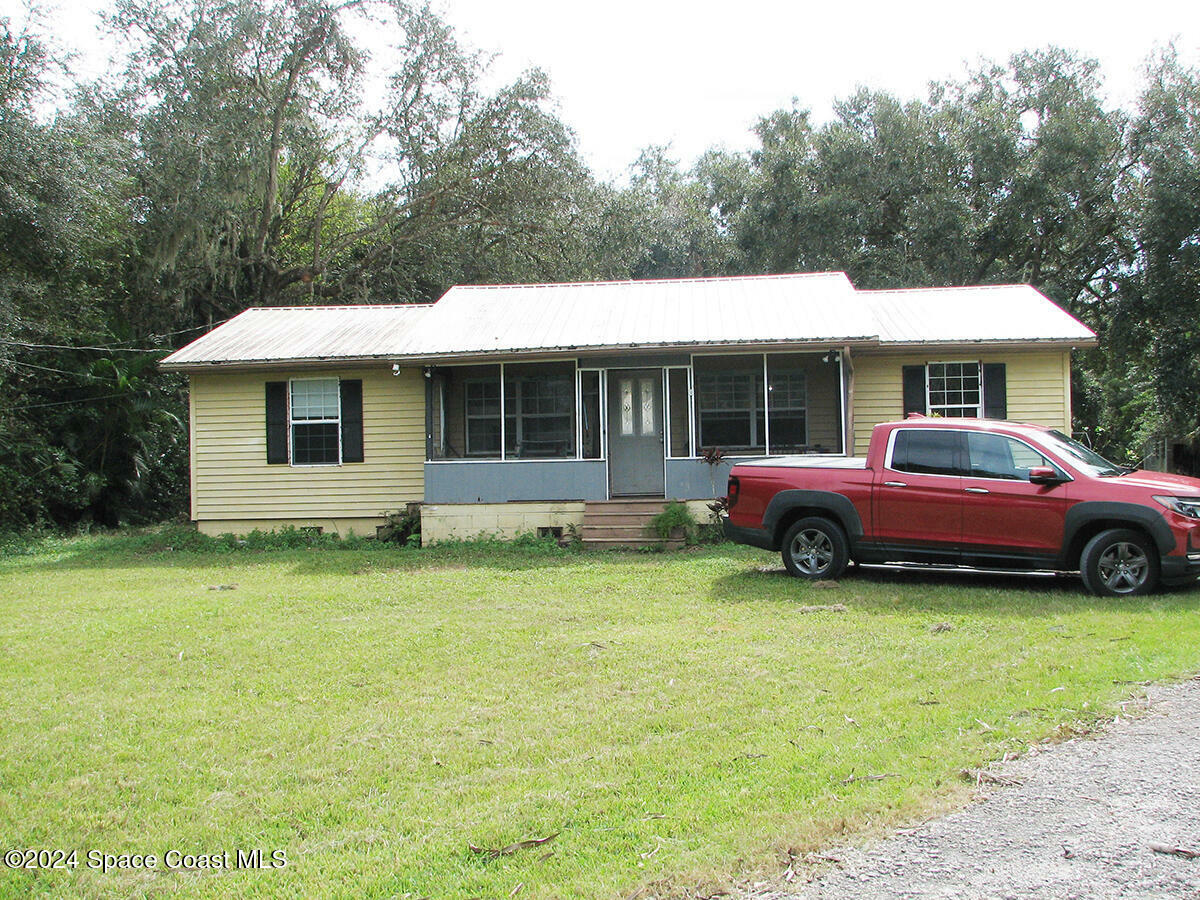 Property Photo:  5381 Avocado Avenue  FL 32926 