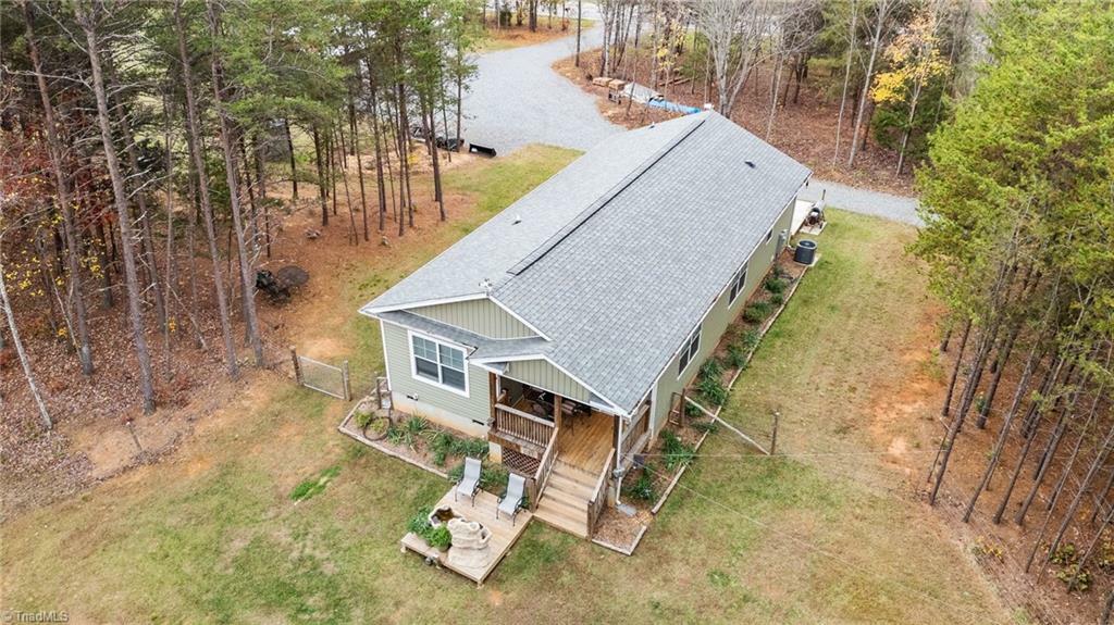 Property Photo:  4006 N Old 52 Road  NC 27021 