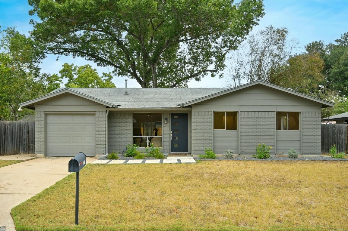 Property Photo:  500 Tamworth Avenue  TX 78745 