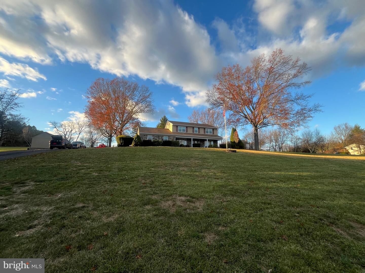Property Photo:  613 Hillcrest Drive  PA 18944