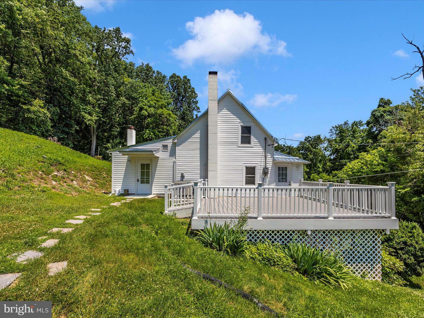 Property Photo:  6824 Mountain Church Road  MD 21769 