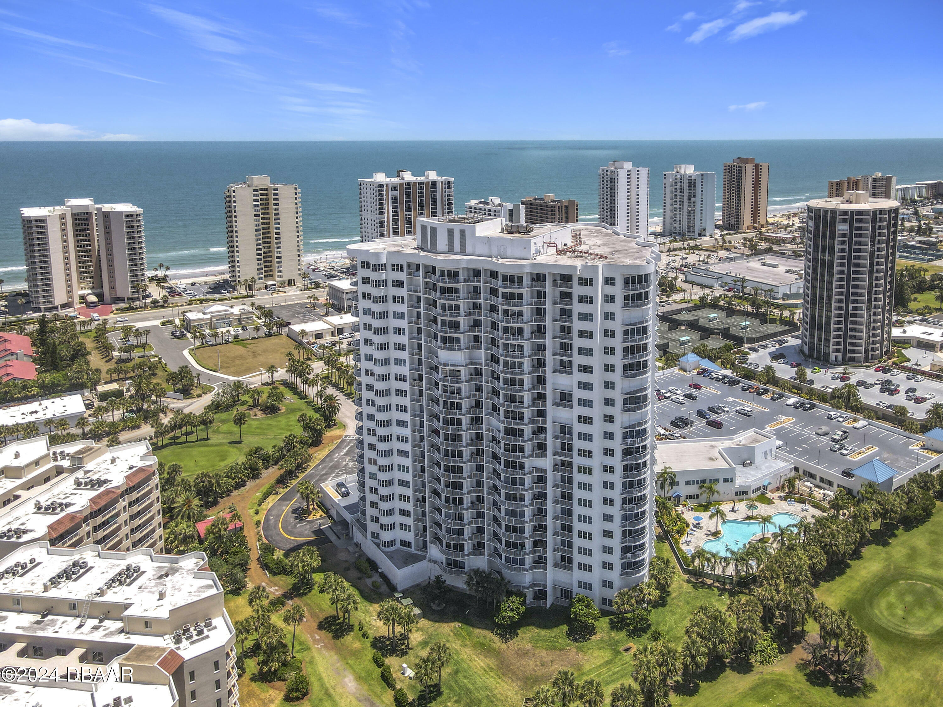 Property Photo: 2 Oceans West Boulevard FL 32118