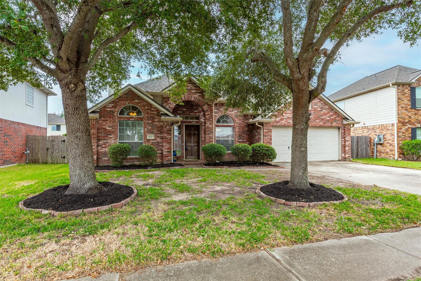 Property Photo:  3020 Misty Isle Court  TX 77539 