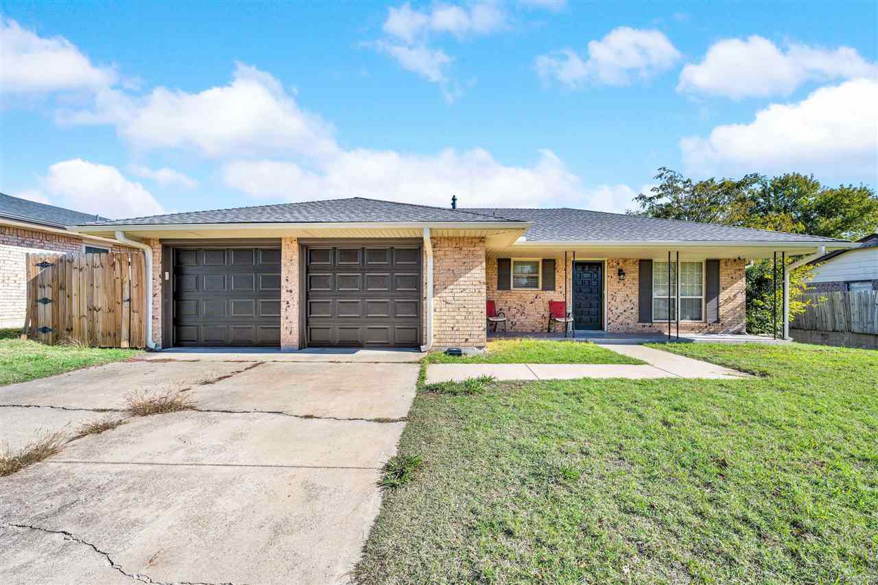 Property Photo:  1821 NW Crosby Park Circle  OK 73505 