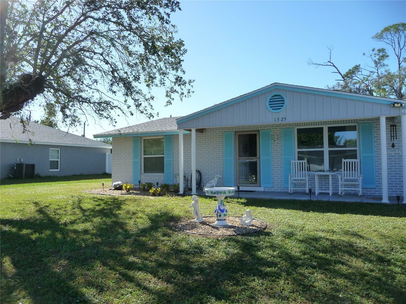 Property Photo:  1325 Eagle Street  FL 33952 