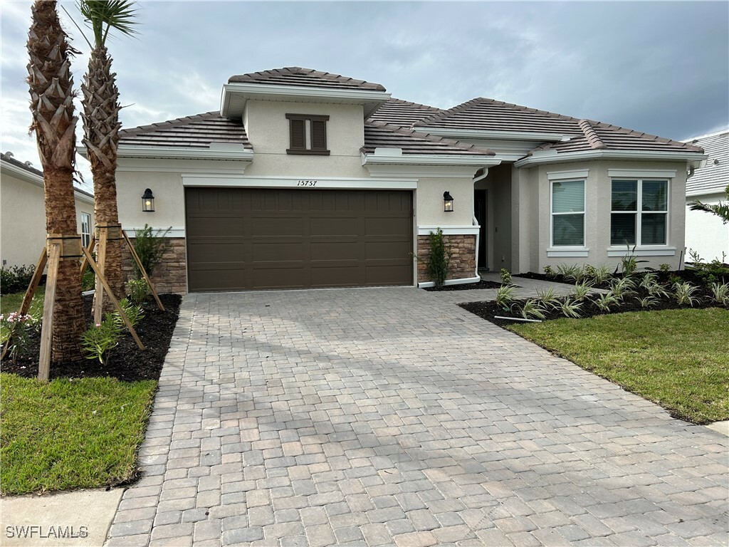15757 Cortina Street  Naples FL 34114 photo