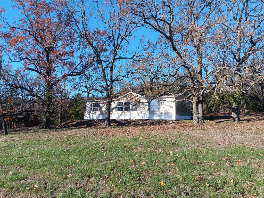 Property Photo:  1987 County Road 607  AR 72638 