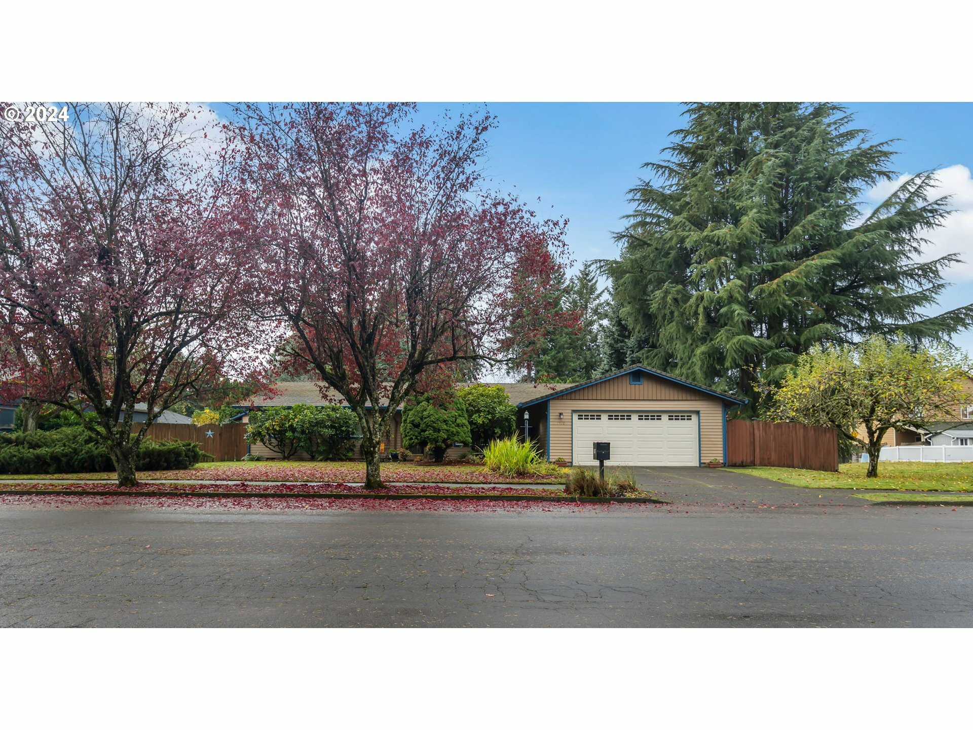 Property Photo:  7510 NE 55th Ave  WA 98661 