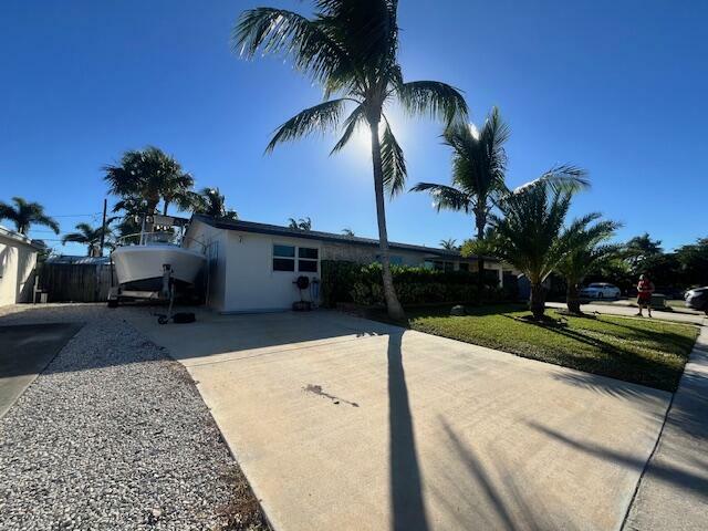 Property Photo:  2622 Bahia Road  FL 33406 