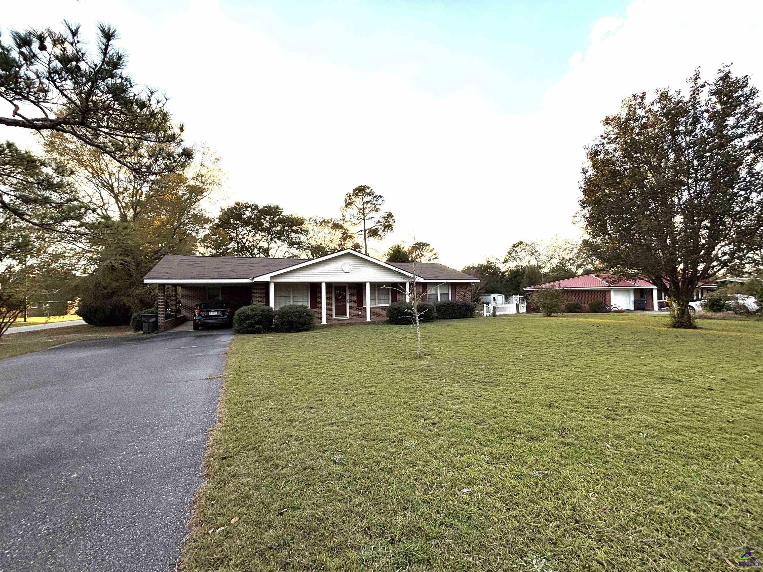 Property Photo: 114 S Seventh Street GA 31014