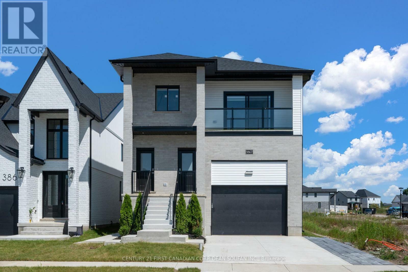 Photo de la propriété:  3857 Petalpath Way  ON N6P 1H5 