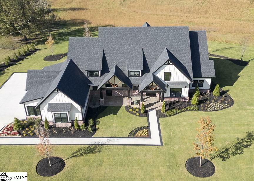 Property Photo: 1100 Reidville Sharon Road SC 29651-7396