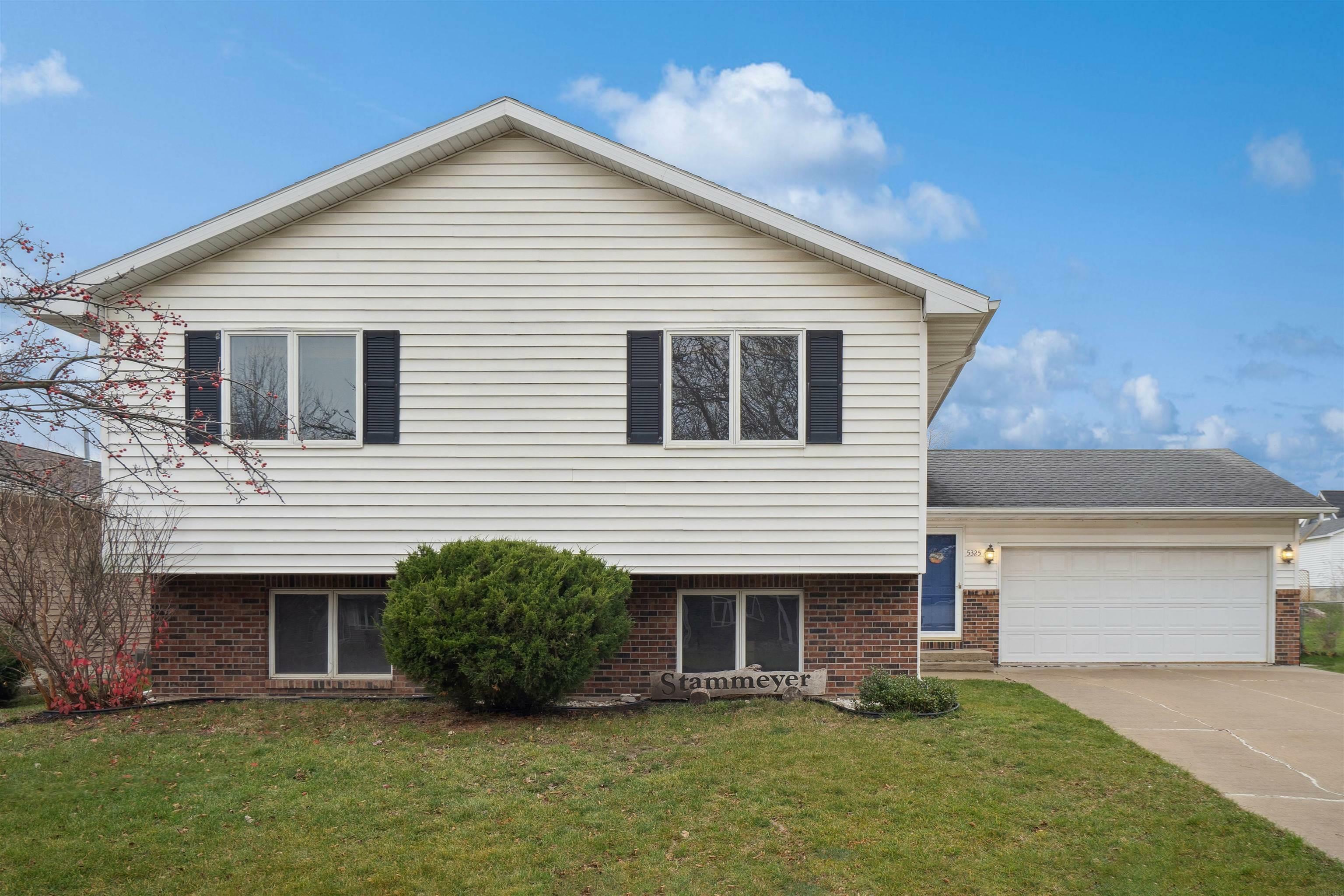 5325 Marius Drive  Cedar Falls IA 50613 photo