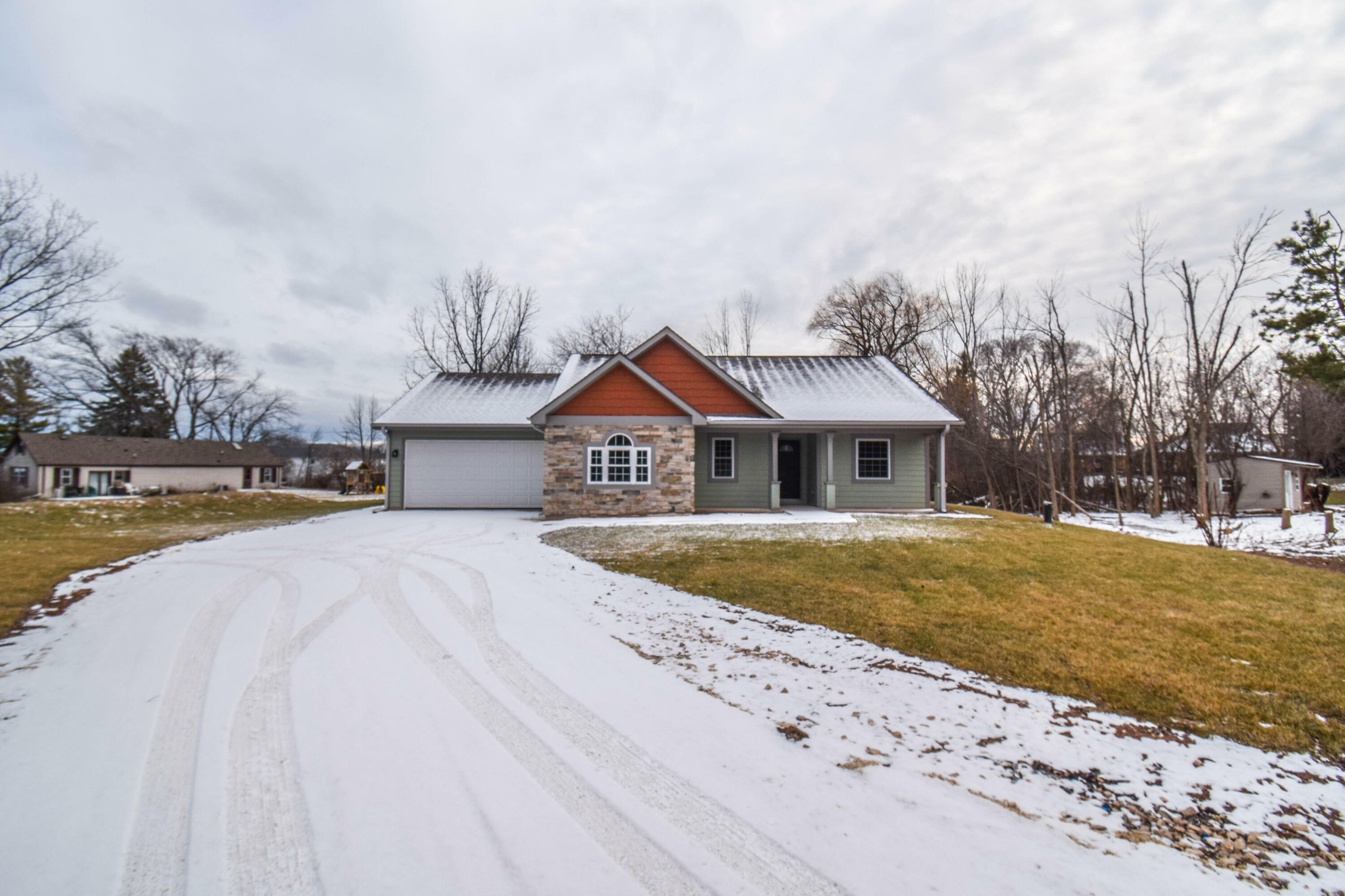 Property Photo:  1255 Westwood Dr  WI 53024 