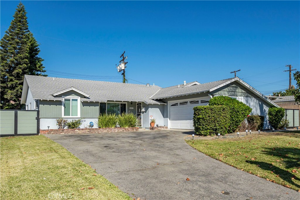 Property Photo:  2211 E James Avenue  CA 91791 