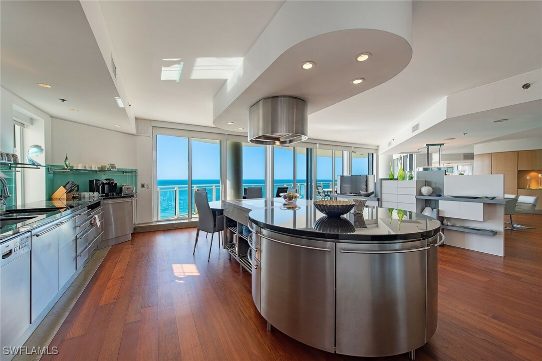 Property Photo: 8231 Bay Colony Drive Ph-2201 FL 34108