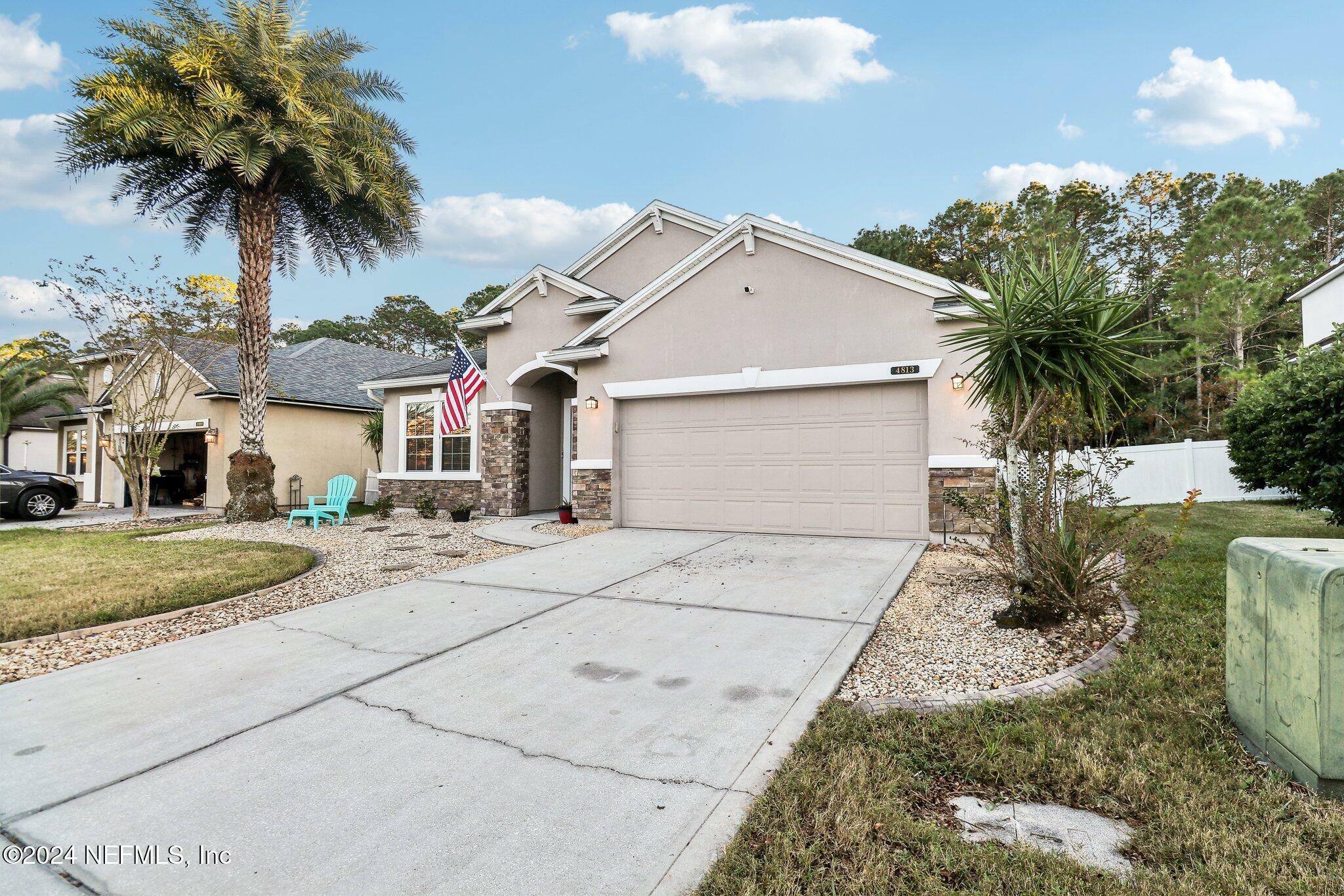 Property Photo:  4813 Creek Bluff Lane  FL 32068 