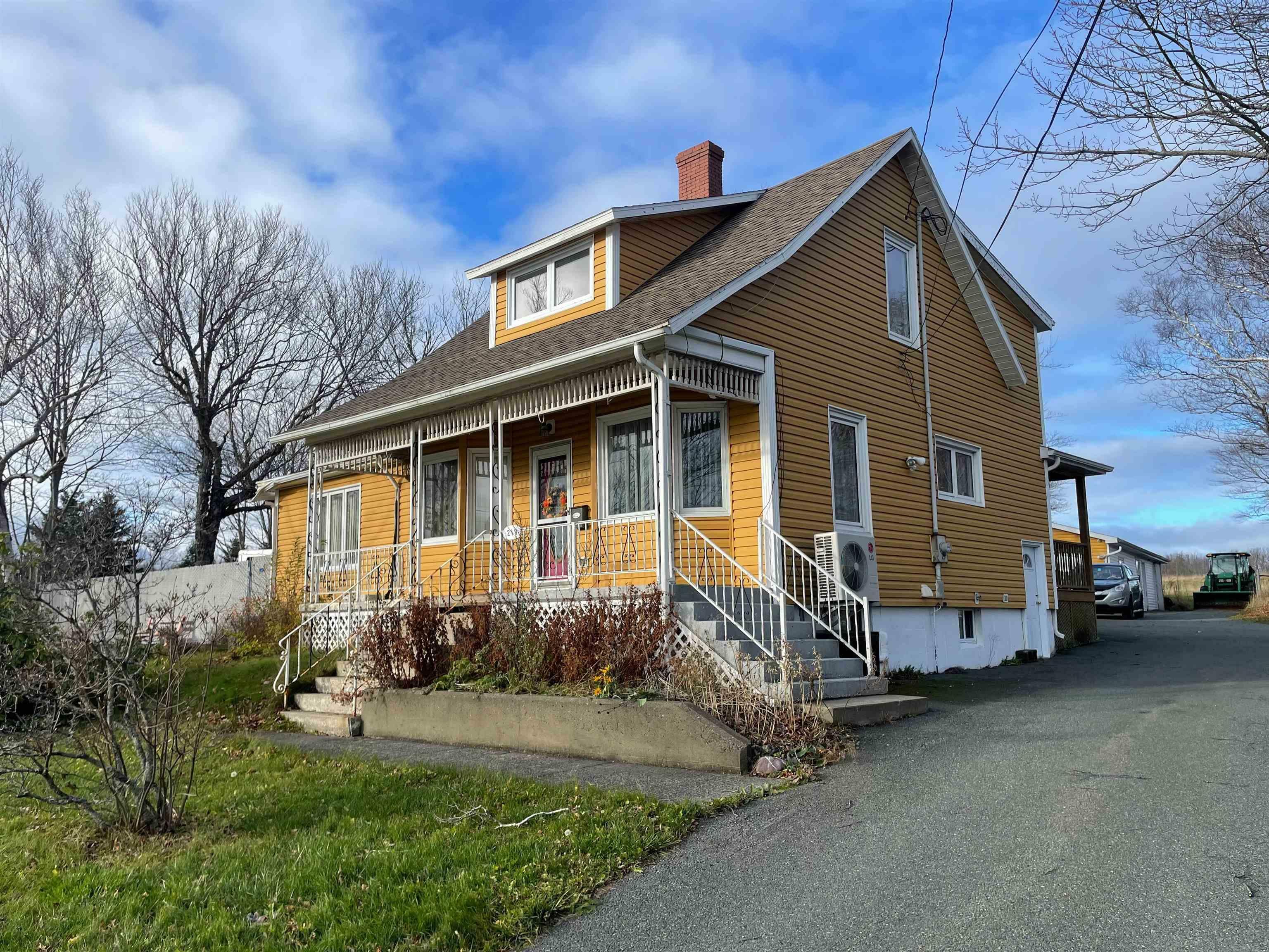 219 Dominion Street  Glace Bay NS B1A 3N2 photo