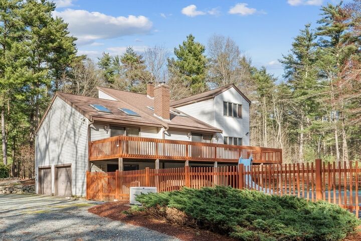 55 Hill Street  Lakeville MA 02347 photo